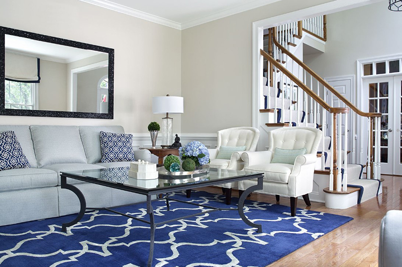 a-traditional-interior-home-design-makes-a-comeback-living-stairs-800